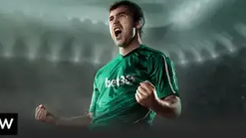 杜兰特解释与爱德华兹碰撞：意外手肘触脸，绝无恶意之意